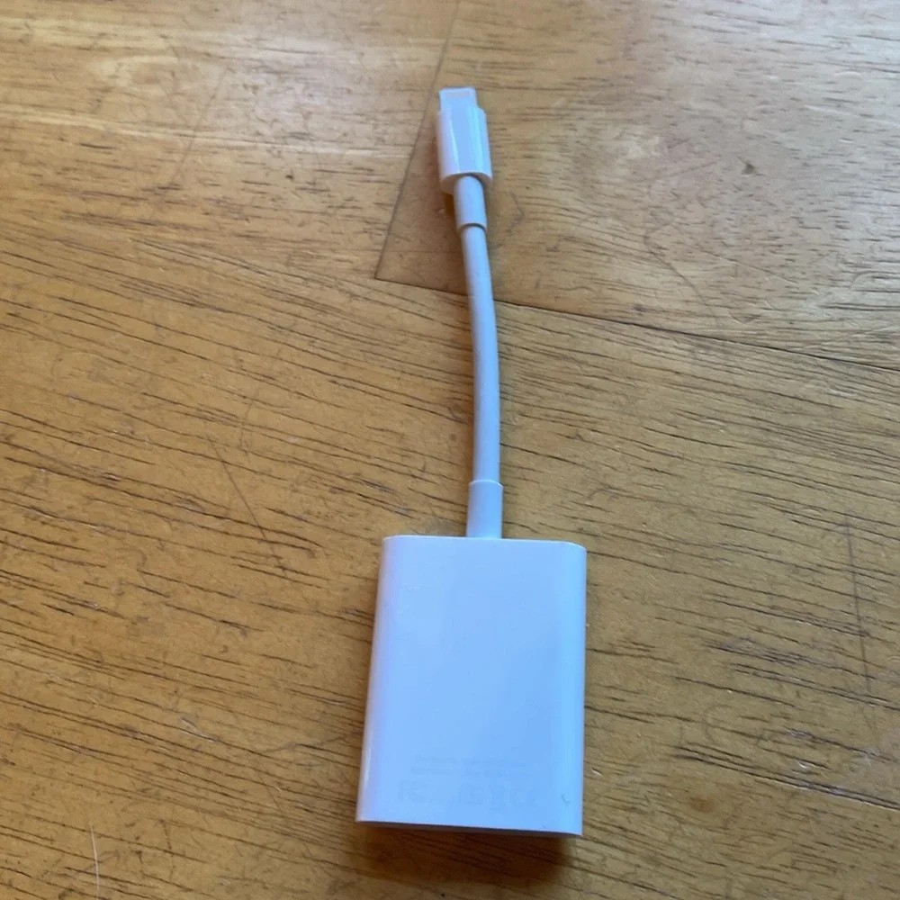 Original Apple A1595 Thunderbolt Mini DisplayPort